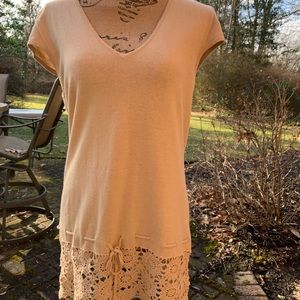 3/$40 Gorgeous cotton long knit top size XL